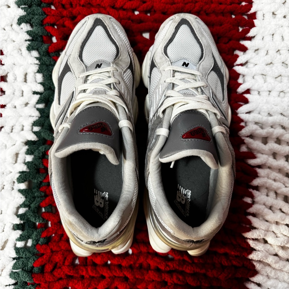 New Balance 9060